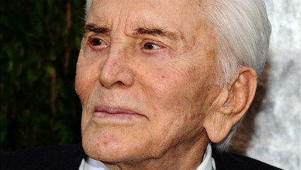 GALA VIDEO - Kirk Douglas décédé à 103 ans : qui est sa veuve Anne Buydens, également centenaire ?
