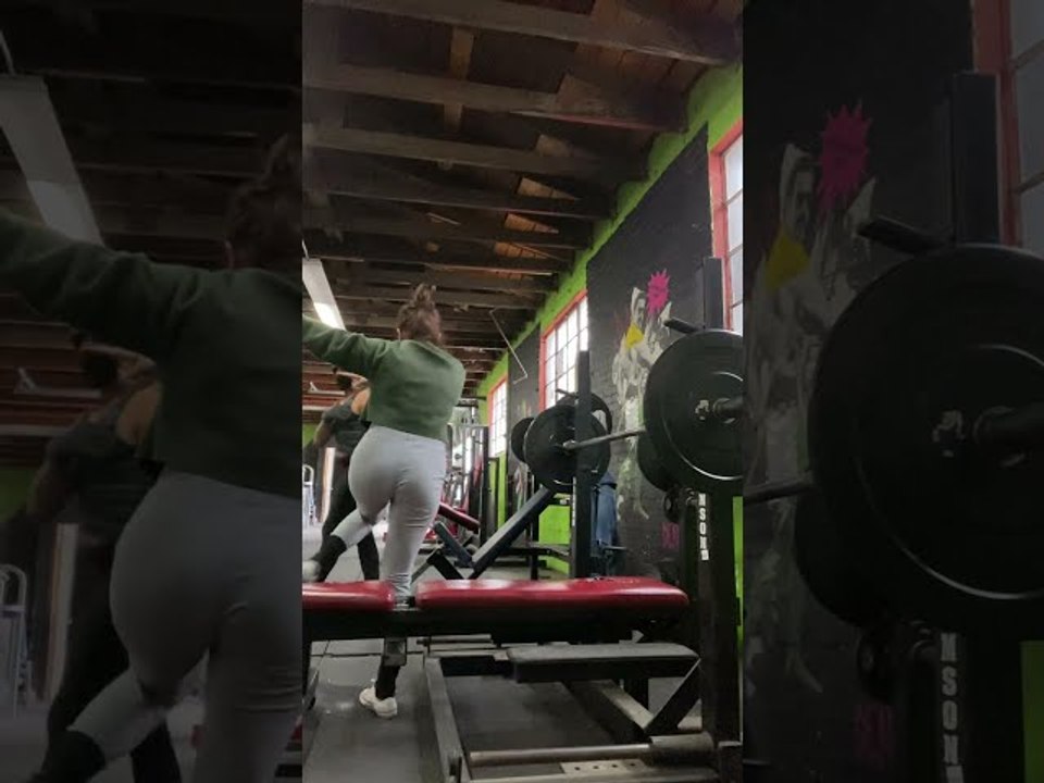 Lifter Stands Up for Herself