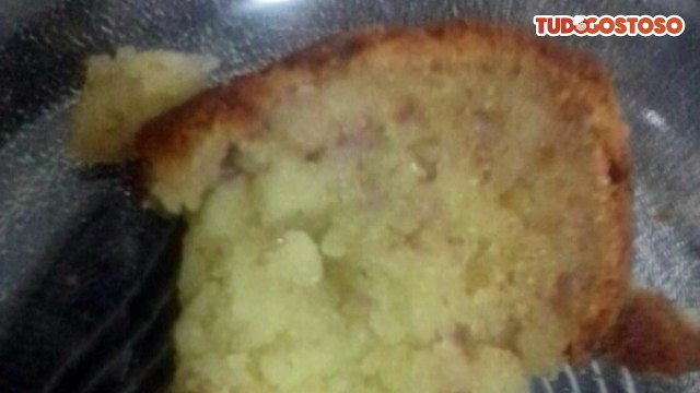 Bolo fácil de banana no liquidificador