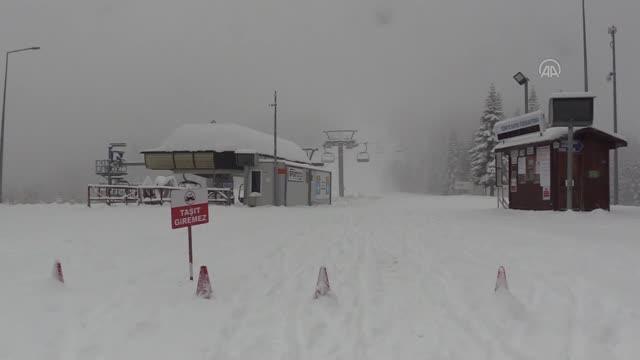 KASTAMONU - Ilgaz Kayak Merkezi'nde kar kalınlığı 20 santimetreye ulaştı