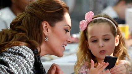 GALA VIDEO -  Mauvaise nouvelle pour Kate Middleton : une de ses associations contrainte de fermer