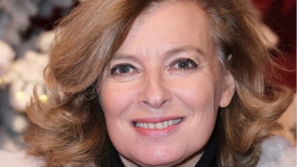 GALA VIDEO - Le “coup de blues” de Valérie Trierweiler : qui est celui qui l’a accompagnée pendant son hospitalisation ?