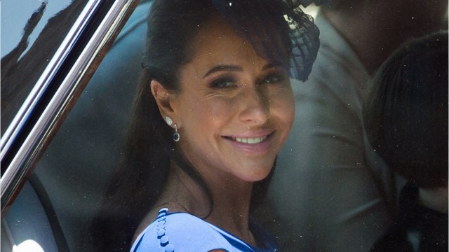 GALA VIDÉO - Meghan Markle accusée d’influencer la presse : sa sulfureuse amie Jessica Mulroney pointée du doigt