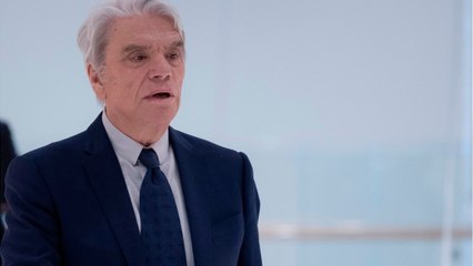 GALA VIDEO - Bernard Tapie, exemple de courage face à la maladie : "J’essaie de résister autant que je peux"