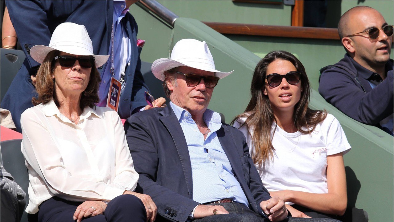 GALA VIDEO - Fanny Leeb raconte comment elle a appris qu'elle avait un cancer du sein