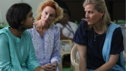 GALA VIDEO - Sophie de Wessex : comment a-t-elle rencontré le prince Edward ?