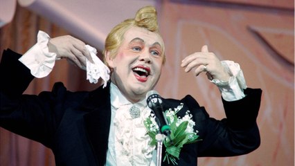 GALA VIDEO : Michou est mort : son ultime rencontre avec Brigitte Macron