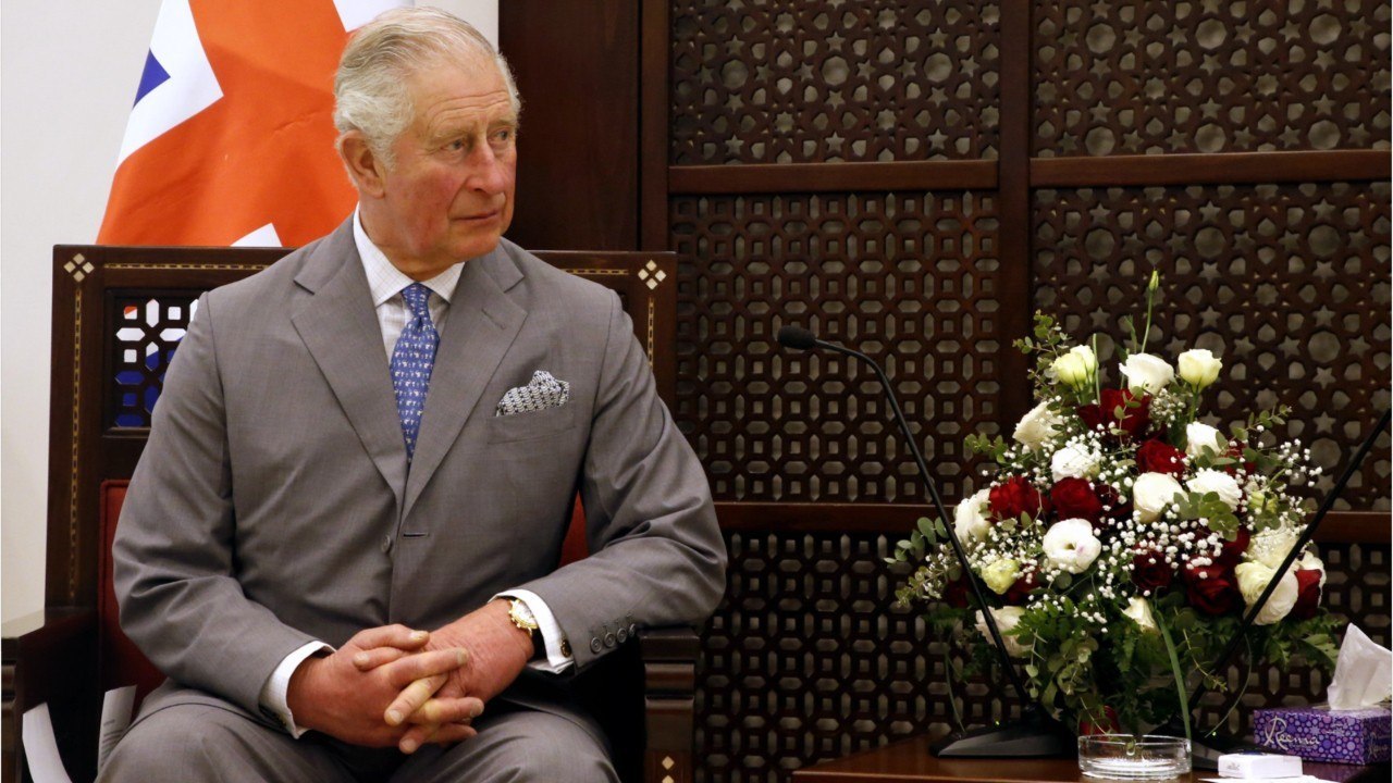 GALA VIDEO - Prince Charles : son hommage bouleversant à la princesse Alice, sa grand-mère héroïne pendant l'Holocauste