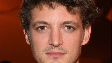 GALA VIDEO - Niels Schneider : ce “truc sexuel” avec une petite amie de son frère décédé pour exorciser la mort