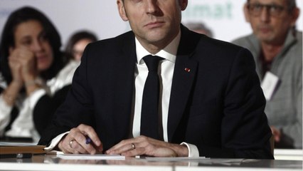 GALA VIDEO - Emmanuel Macron : ce beau cadeau fait à François Bayrou
