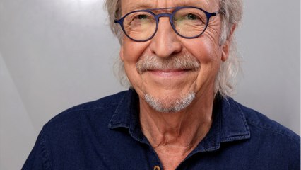 GALA VIDÉO - Henri Dès victime d’un arrêt cardiaque : « une convalescence un peu plus longue que prévu ", ses spectacles annulés