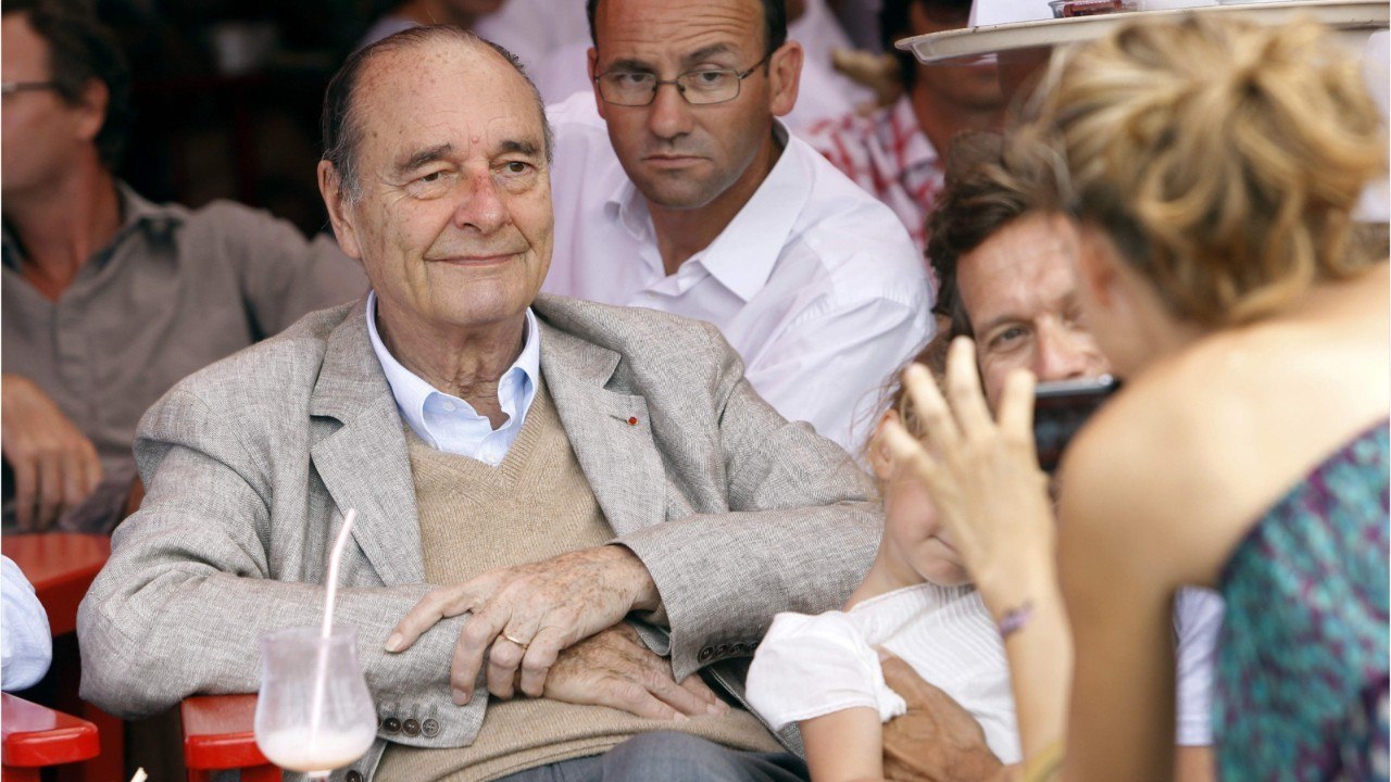 GALA VIDEO - Jacqueline et Jacques Chirac : ce cadeau très symbolique qu’elle a gardé après leur rupture