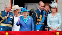 GALA VIDEO - Elizabeth II n’a plus toutes ses facultés à 93 ans : cet appareillage qui fait parler