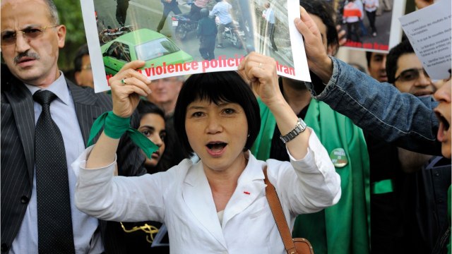 GALA VIDÉO - Anh Dao Traxel, la fille adoptive de Jacques Chirac, grande absente des obsèques de son « père de coeur