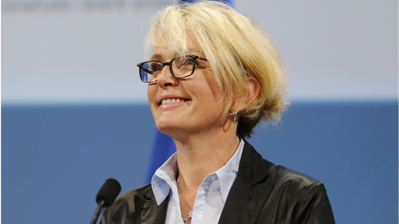 GALA VIDEO - Claude Chirac « initiée à la dure " par Nicolas Sarkozy : ce drôle de rituel matinal