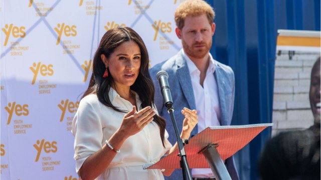 GALA VIDÉO - Meghan Markle et Harry ont commencé 2020 avec une requête auprès d’Elizabeth II