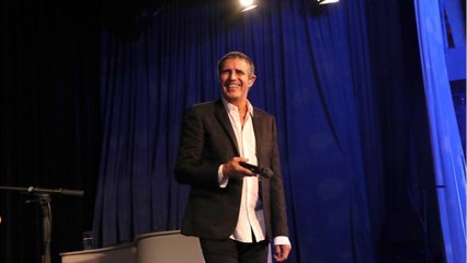 GALA VIDEO - Julien Clerc boudé par les Victoires de la musique ? Il s'en félicite