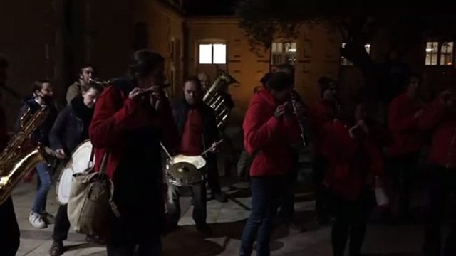 Défilé de lampions à Langon (Gironde)