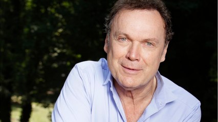 GALA VIDEO - Julien Lepers, père célibataire : qui sont ses enfants Lorraine et Guillaume ?
