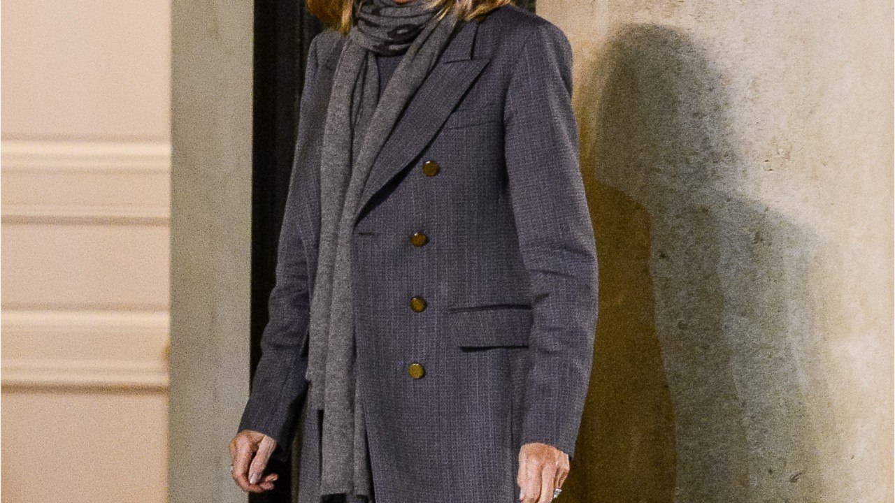 GALA VIDEO - Brigitte Macron : cet accueil chaleureux qu’elle a reçu lors d’une récente visite à Amiens