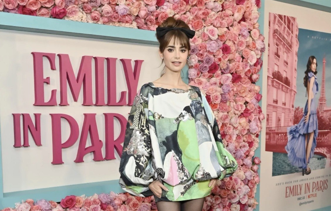 Lily Collins' '60s-Inspired Red Carpet Look Included a Micro-Mini Bubble Dress