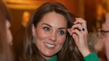 GALA VIDÉO - Kate Middleton sous le charme de Justin Trudeau : cet « échange intense " remarqué à Buckingham