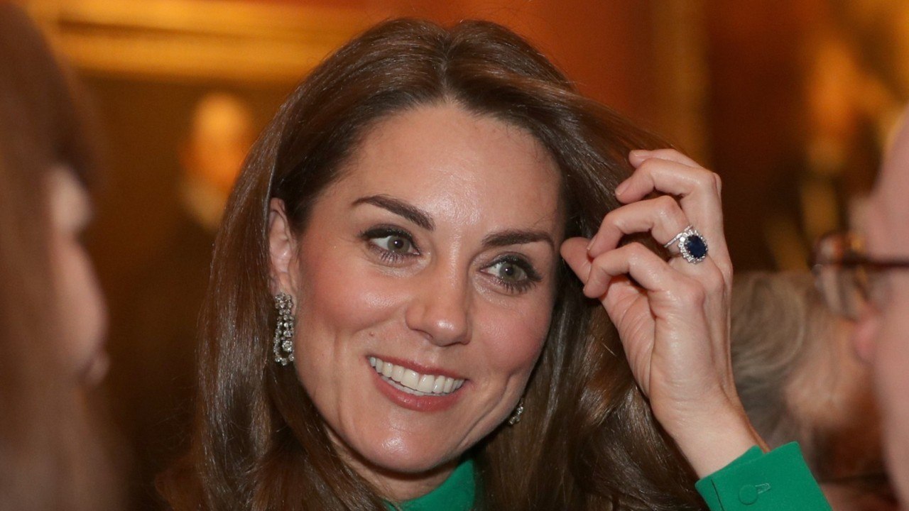 GALA VIDÉO - Kate Middleton sous le charme de J...