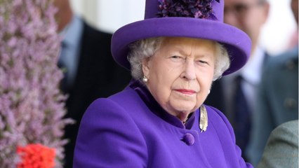 GALA VIDÉO - Nouveau coup dur pour Elizabeth II : son Noël menacé d’annulation