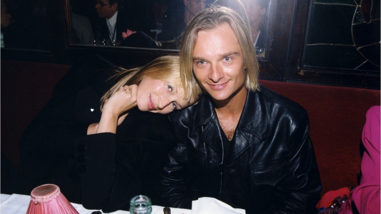 GALA VIDEO - Estelle Lefébure et David Hallyday : comment Johnny avait réagi à l’annonce de leur mariage