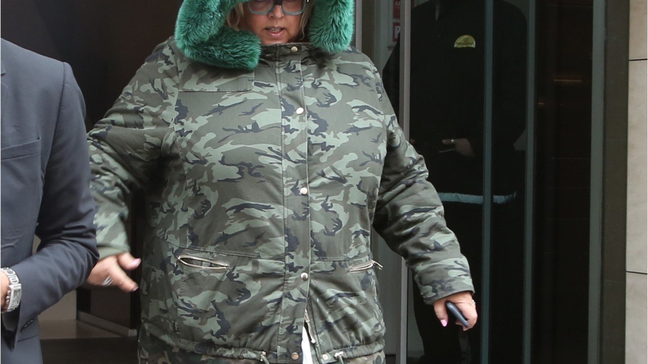 GALA VIDEO - Laurence Boccolini "humiliée" pousse un coup de gueule contre la presse