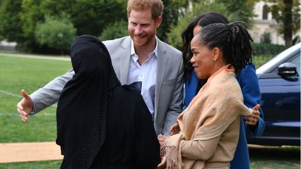 GALA VIDEO - La mère de Meghan Markle vient en aide aux victimes des incendies en Californie