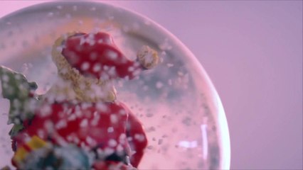 Celebrate the Holidays in a 'Snow Globe' Suite in the Middle of NYC