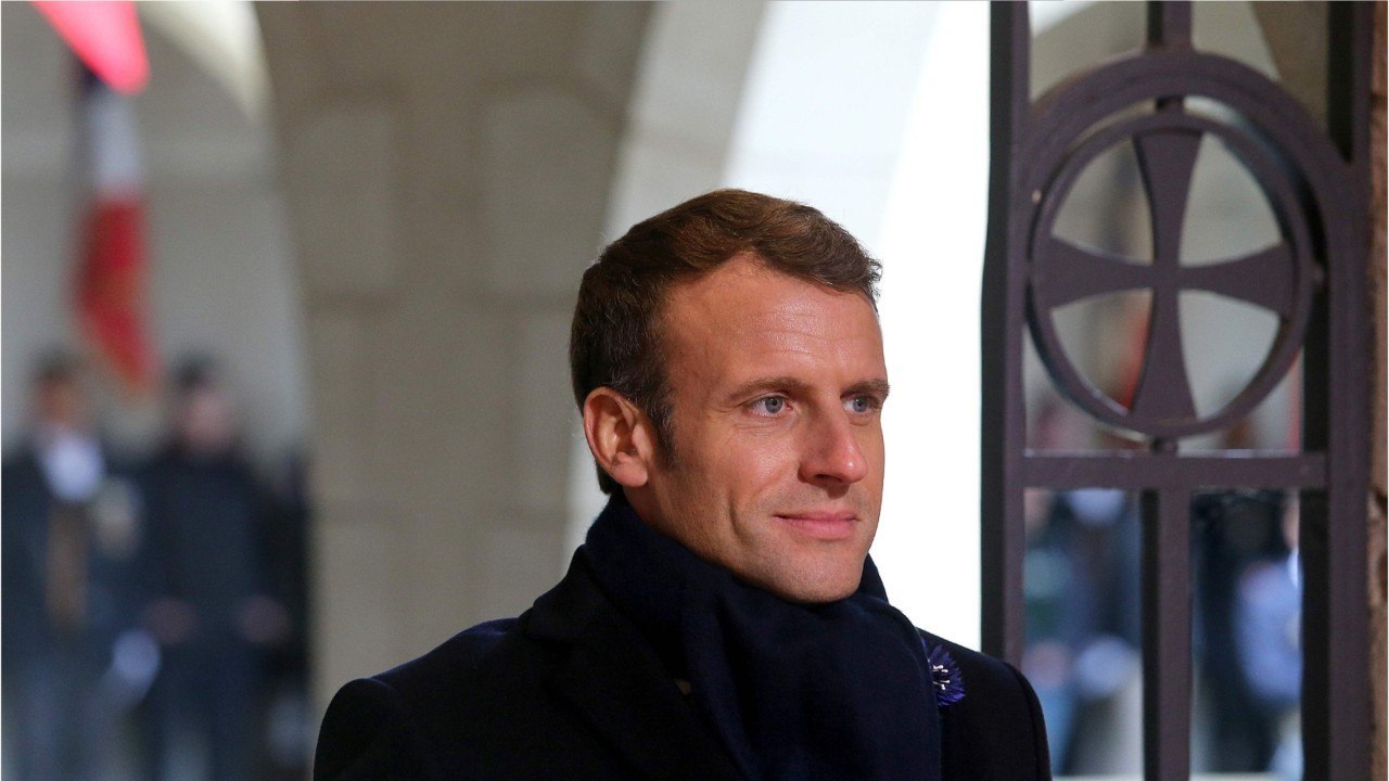 GALA VIDEO - Emmanuel Macron : ces invitations surprenantes qu’il a reçues lors de sa visite à Amiens