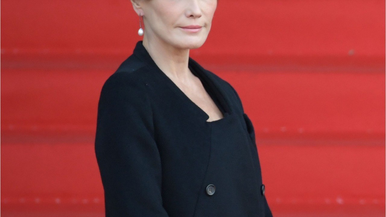 GALA VIDÉO - Carla Bruni pas tendre avec Cécilia Attias, cette séquence coupée au montage