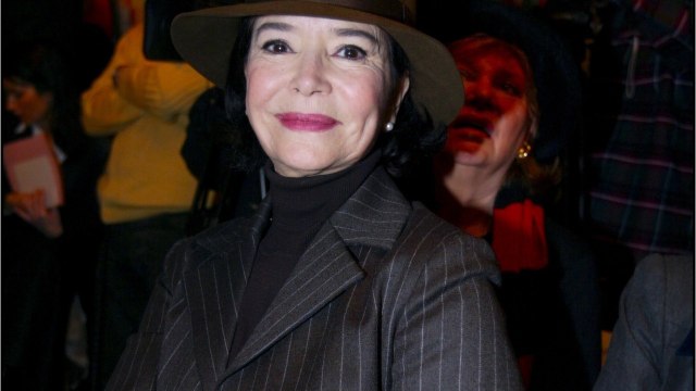 GALA VIDEO - Obsèques de Marie-José Nat : pourquoi Helena Noguerra était présente ?