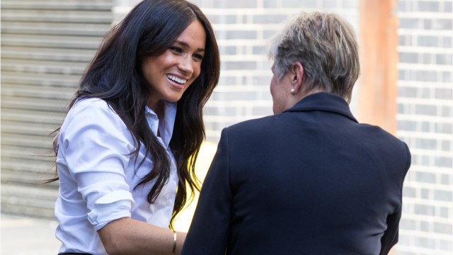 GALA VIDÉO - Meghan Markle et Harry ont appris de leurs erreurs : un changement d’attitude est prévu en Afrique