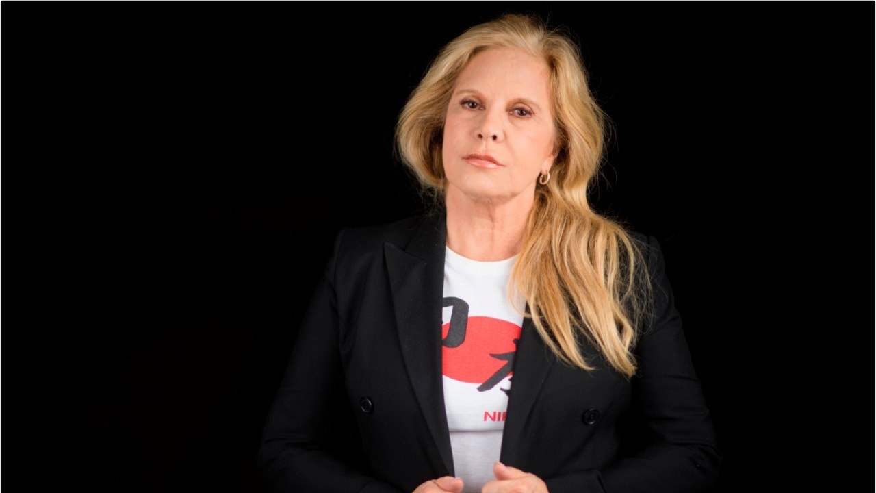 GALA VIDEO - Sylvie Vartan évoque la tentative de suicide de Johnny, quelques jours après la naissance de David