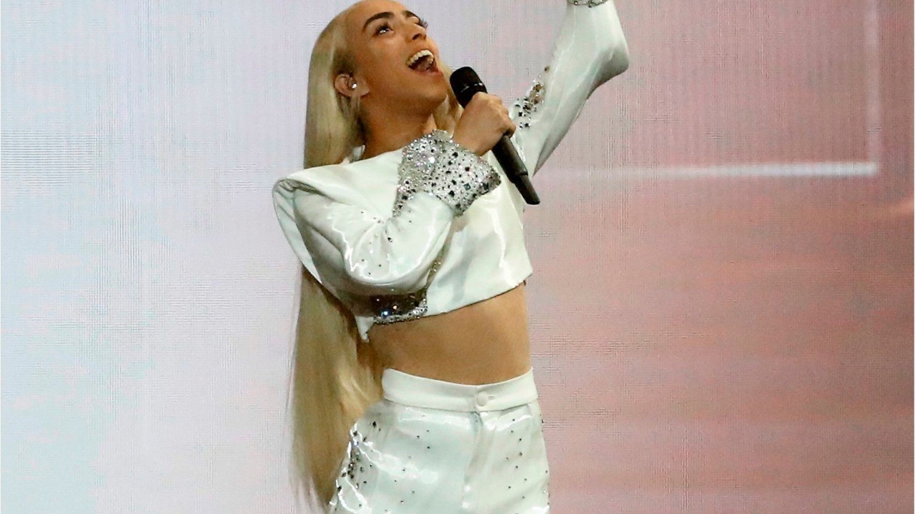 GALA VIDÉO - Bilal Hassani raconte sa première fois, à 13 ans : « Un truc un peu sale, bien nul "