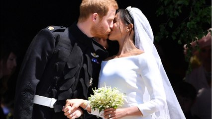 GALA VIDEO - Meghan Markle : pourquoi son mariage avec Harry a été si facilement accepté par Elizabeth II