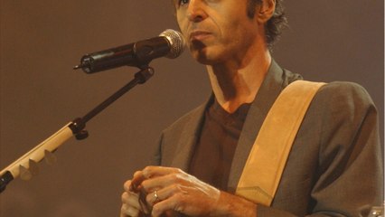 GALA VIDÉO - Jean-Jacques Goldman, le grand perdant du nouvel album de Johnny