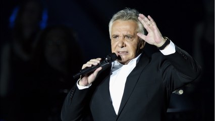 GALA VIDEO - Michel Sardou plus misanthrope que jamais, le chanteur fidèle à sa réputation
