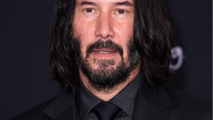 GALA VIDEO - Keanu Reeves a fêté ses 55 ans : pourquoi on ne lui connaît pas de petite amie