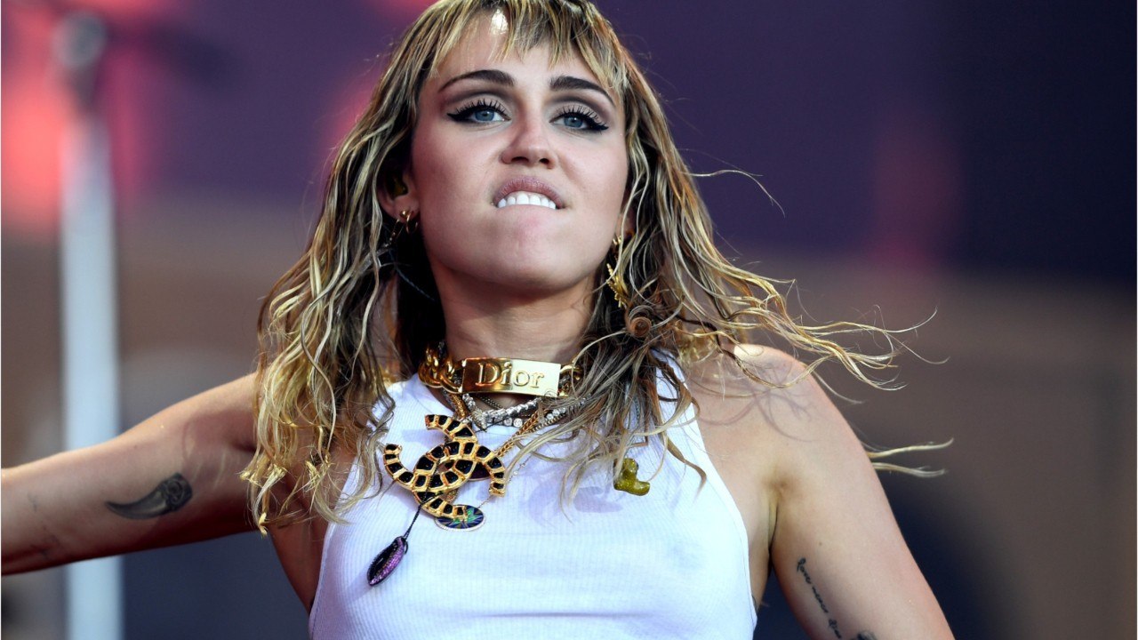 GALA VIDÉO - Quand Donald Trump se mêlait des problèmes de couple de Miley Cyrus