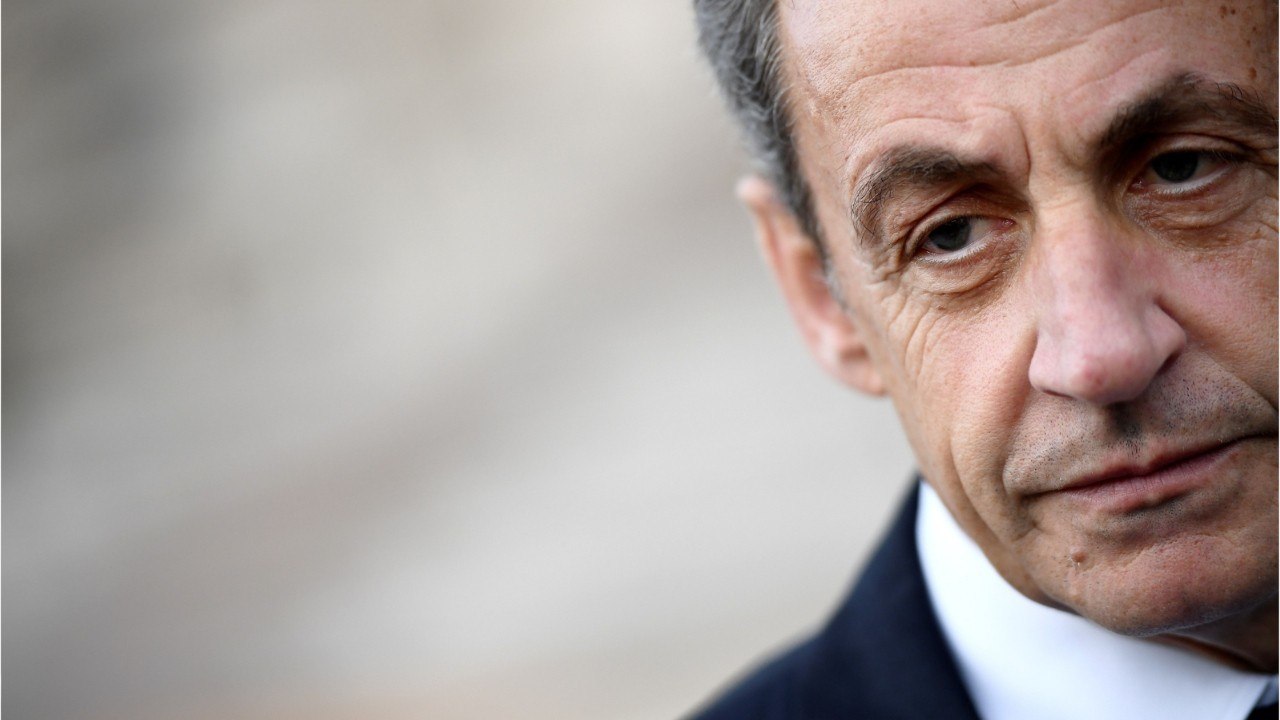 GALA VIDÉO - Ce grand regret de Nicolas Sarkozy à propos de son fils Louis Sarkozy