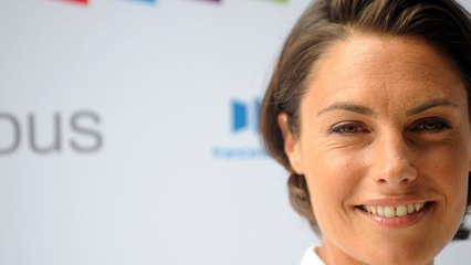 GALA VIDEO - Alessandra Sublet, toujours pas « officiellement divorcée " de Clément Miserez : elle explique pourquoi