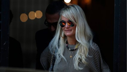 GALA VIDEO - Laeticia Hallyday : cette somme folle qu’elle dépense chez le coiffeur