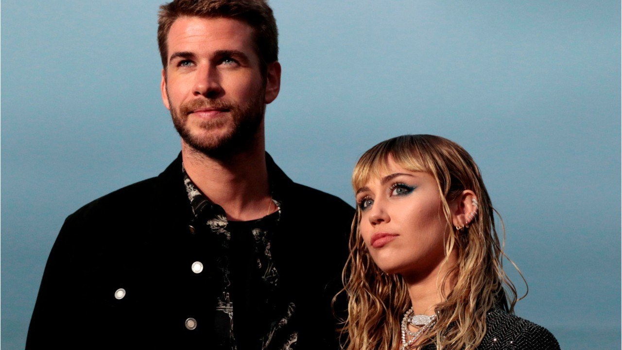 GALA VIDEO - Miley Cyrus « très attirée " par les femmes : ces déclarations qui ont signé la fin de son mariage avec Liam Hemsworth