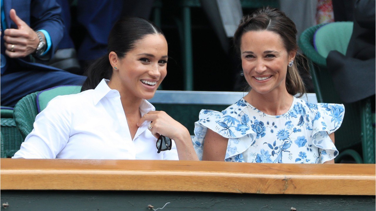 GALA VIDEO - Pippa Middleton, « pas dupe " de Meghan Markle, malgré leurs sourires complices