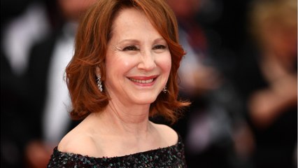 GALA VIDEO - Nathalie Baye critiquée: ce qu'elle va changer dans son utilisation des réseaux sociaux