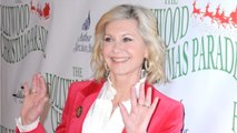 GALA VIDEO - Olivia Newton-John a dû « réapprendre à marcher 